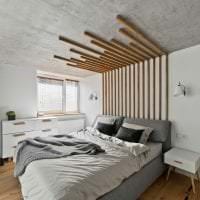 интерьер потолка с раствором бетона в спальне фото