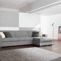 светлый угловой диван в дизайне спальни картинка