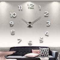 металлические часы в спальне в стиле классика фото