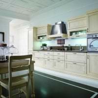светлый интерьер бежевой кухни в стиле шебби шик фото