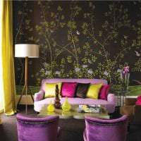светлый фиолетовый диван в дизайне прихожей фото