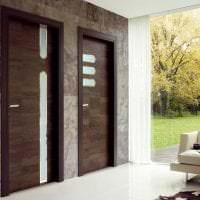 деревянные двери в дизайне квартиры картинка