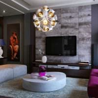 идея современного декора комнаты с диваном картинка