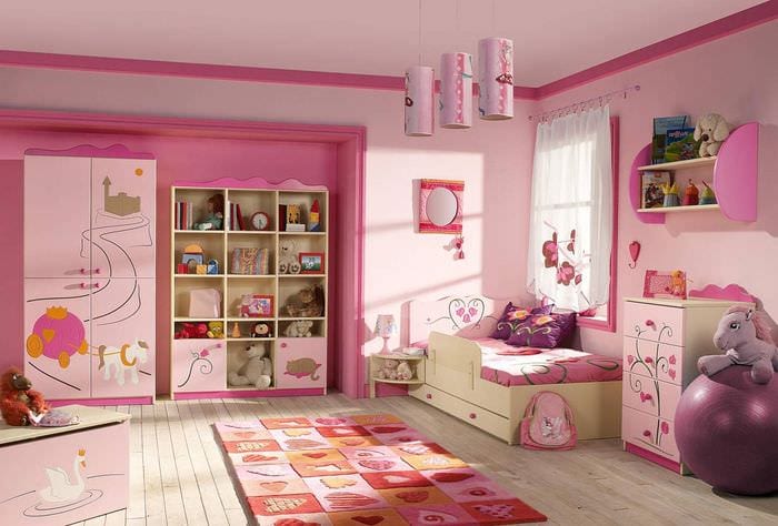 вариант необычного стиля детской комнаты для девочки