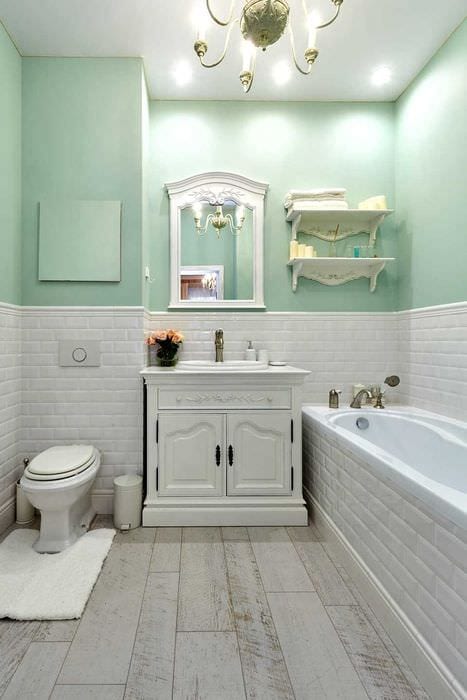идея необычного декора ванной комнаты в классическом стиле