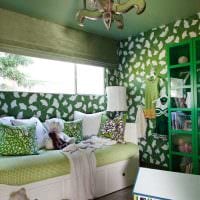 идея использования зеленого цвета в ярком декоре комнаты картинка