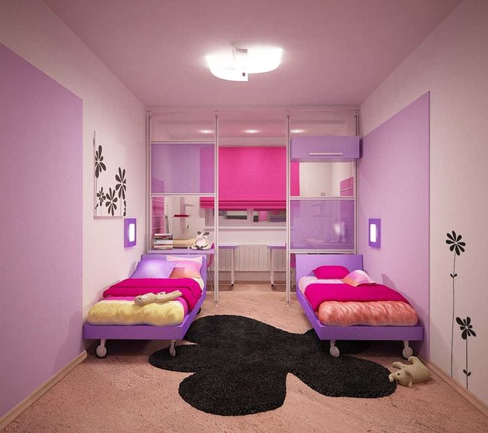 пример светлого дизайна детской комнаты для двоих девочек