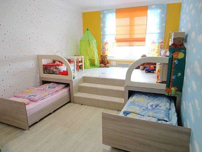 вариант необычного декора детской комнаты для девочки 12 кв.м