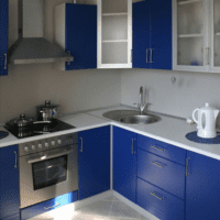 синяя кухня 6 кв метров