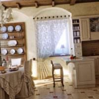 пример необычного дизайна кухни в деревянном доме картинка