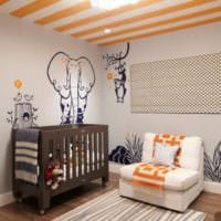 детская комната для новорожденного коричневая кровать