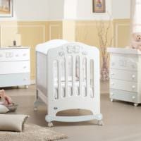 детская комната для новорожденного дизайн кровати