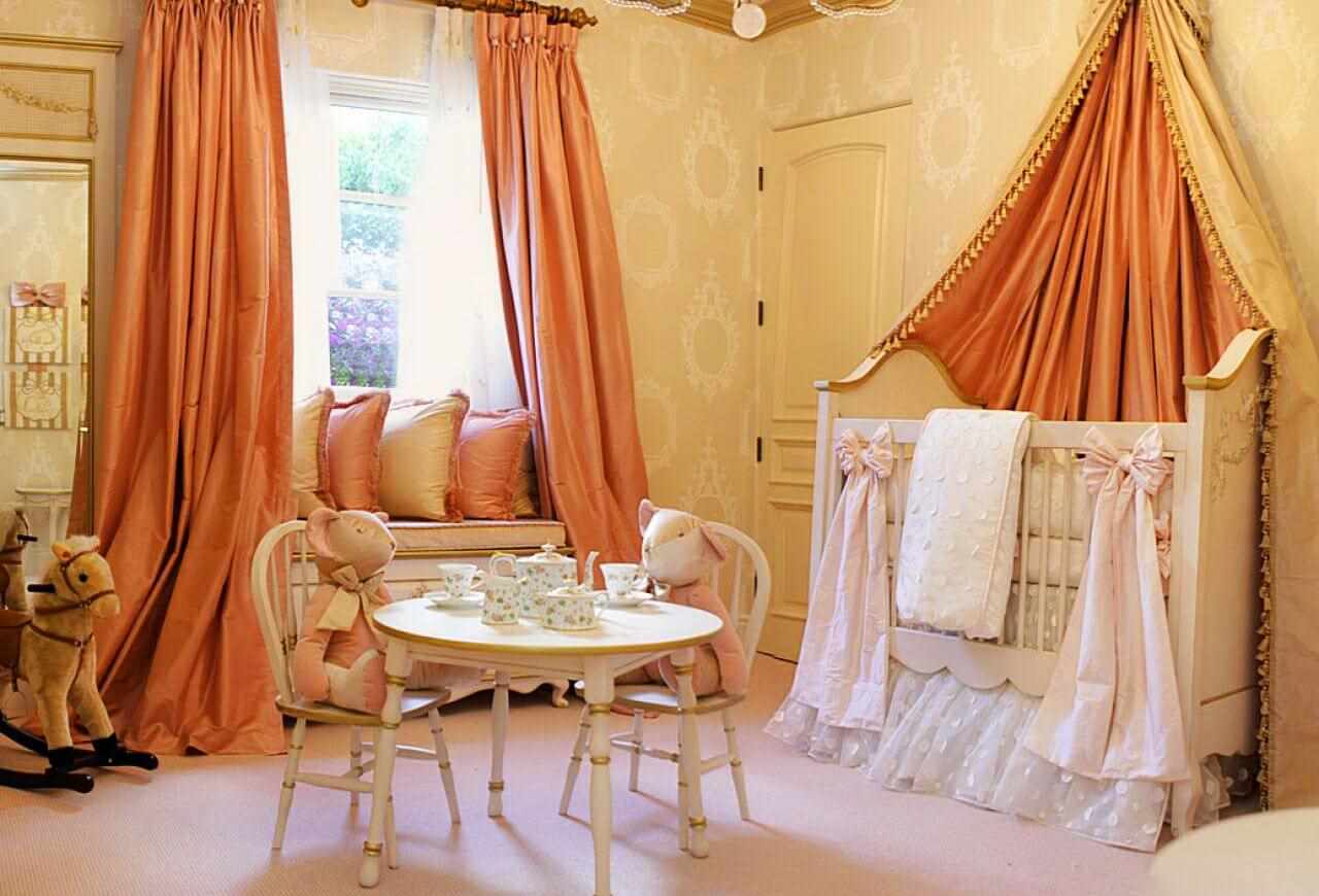 идея сочетания светлого персикового цвета в декоре квартиры