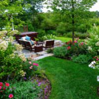 Райский уголок для отдыха в глубине частного сада