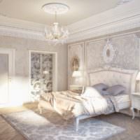 Белая спальня с декоративной лепниной