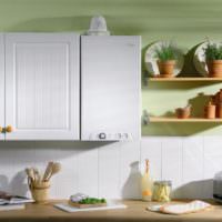 Дизайн интерьера кухни с газовым котлом на стене