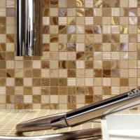Стеклянная мозаика в дизайне ванной