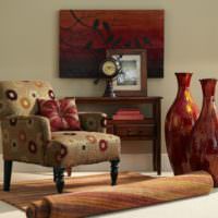 Глиняные вазы в дизайне гостиной