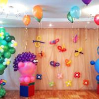 Яркое оформление комнаты на день рождения ребенка