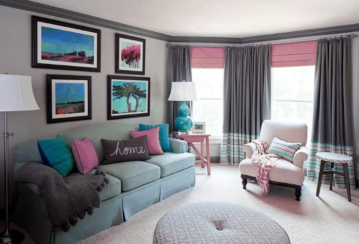 Дизайн комнаты с занавесками серого и розового цветов