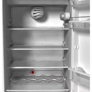 На первый взгляд все хорошо и можно включать холодильник в сеть – не делайте этого сразу, дайте агрегату отстояться.